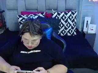 evelinzaens on CamSoda 