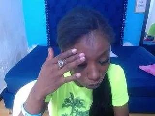 goldenn-ass1 — This milf is looking for a hard cock to play and cum!!! @goal 3 naked @7 finger pussy @12 dildo show [20 tokens remaining]