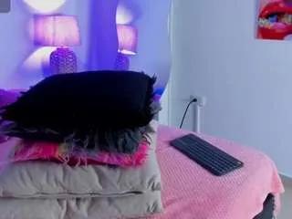 hailey-hadid — Ride dildo bounce ass  [Multi Goal]