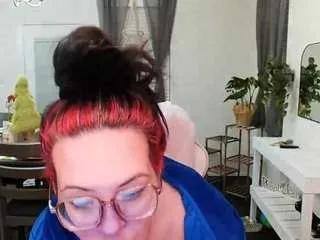 kinky-kris on CamSoda 