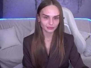 kiragrayy — Help me undress [222 tokens remaining]