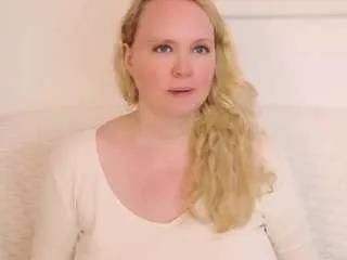 laurasky — cum play  @goal or make my day  :) hi :) NEW Lovense Nora available too :).Lush ON. Control lush 69 tkn - 30 secs, Tip Menu ON, Pvt Open,  Your tips make my pussy wet and me crazyyyyyyyyyy :) [1777 tokens remaining]