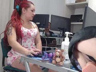 leidydi223 — Fuck my Boss and make him cum on me.... [999 tokens remaining]