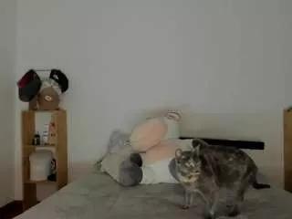 lola-leah on CamSoda 