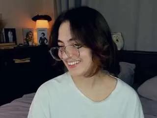 lynnadollins on CamSoda 