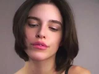 mariamfares — make this ass red [111 tokens remaining]