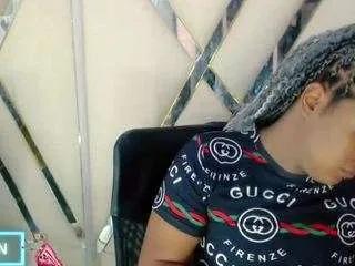 michellsexxy01 — Twerking in the foreground [Multi Goal]