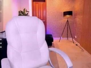 miia-evans on CamSoda 