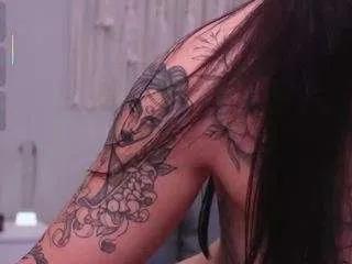 mollyjons on CamSoda 