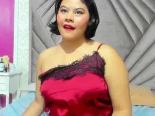 natasha-bigboty on CamSoda 