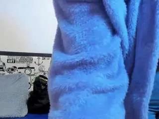 nikitaa20 on CamSoda 