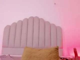 nikki-angel on CamSoda 