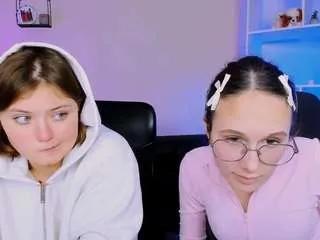 nikol-kitt on CamSoda