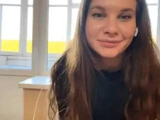 CamSoda oliviajohnsonfieldstone is Away oliviajohnsonfieldstone — Golden Ticket Show In Progress. Tip 33 to join the show