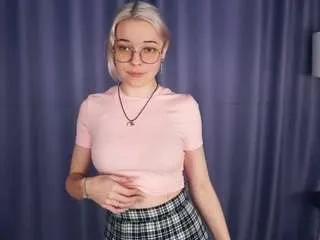 pauleneschnelder — slapping my ass [85 tokens remaining]