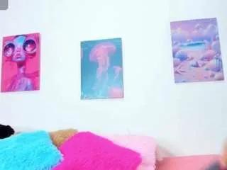 saray-rivas18 on CamSoda 