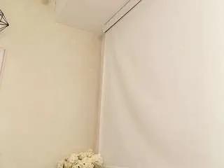 sassy-girl on CamSoda 