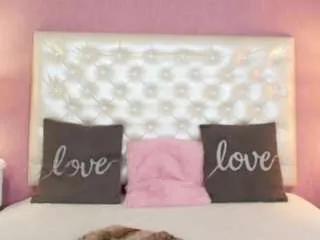 scaarletfox on CamSoda 