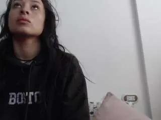 tatissass on CamSoda 