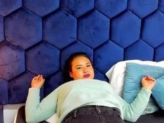 velvethuntervc on CamSoda 