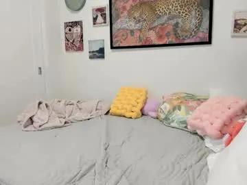 ariah_is_blonde — Freechat on Chaturbate