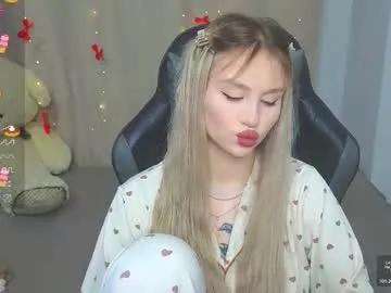 barbieee_doll — GOAL: TIP ME, BITCH [1205 tokens remaining] Welcome to my room! Subscribe please! #blonde #natural #new #teen #bigboobs