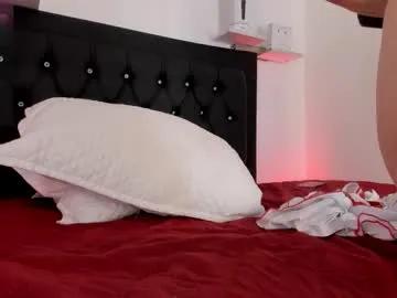 coralsmith11 — I bet you're already hard just looking at me, try meSnap 150tksHigh Vibes 22-33-44-100 - Goal: plug in my ass #redhead #feet #pantyhose  #anal #squirt