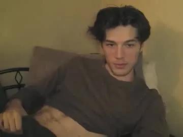 cuteboymegadick — shirt off [1402 tokens remaining]