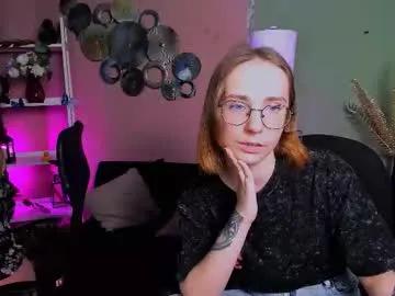 evalora_vei — GOAL: show panties [110 tokens remaining] Welcome to my room! #feet #mistress #natural #yong #18