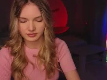 evilyn_next_door — GOAL: goal ^^ suck my finger and look at you [21 tokens remaining] Welcome to my room! its my first day here <3 I'm #new model, my name Evelyn I'm #shy and #teen #18 #young