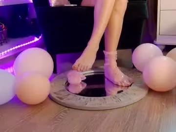 feetvibe — Pantyhose and stockings time #footfetish #skinny #smoke #socks #feet [1974 tokens remaining]