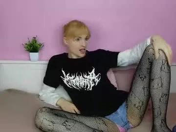 frankie_reese — GOAL: make me a little wet [112 tokens remaining] Hey guys, welcome in my room ^_^ #trans #mtf #cock #ass #teen