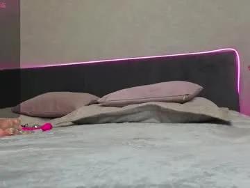 kikiolovely on Chaturbate 