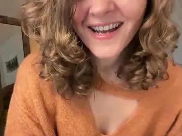 leahsparkles — #girlnextdoor #nonnude #milf #pegging #jeans