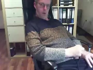 lefti27 — Lefti27's room #daddy #masturbation #pvt #curved #analplug