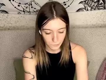 lesleytargett — i'm Sia and #new here #naturale #skinny #teen #18 Goal :  play with tongue on camera  [23 tokens remaining]