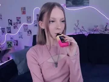 little__caprice on Chaturbate 