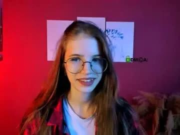 lulu_fly_ — GOAL: my first goal [35 tokens remaining] Welcome to my room! #glasses #sph #nonude #mistress #c2c