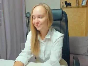 nicolavanderbie — GOAL: eyes contact and suck finger [16 tokens remaining] Hi hi, I am Nicoletta, Ntmu ;) #new #shy #feet #teen #skinny