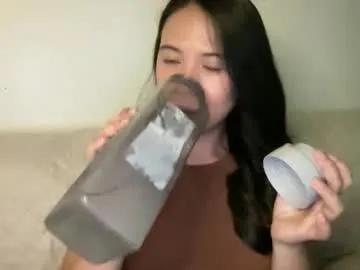 nicollete_snow — Hi. can u be my king? <333 #asian #pinay #lovense #lush #daddy