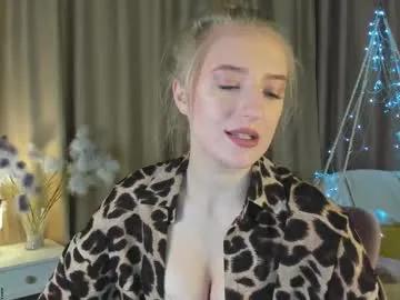 stacy_riiver — Lick your finger on camera #blonde #smoke #natural #cum2cum #nonude [19 tokens remaining]