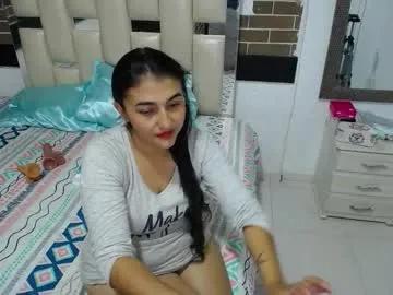 yuliet_latin69 — I'm cold but with you I melt with pleasure, just come make me happy #lovense #latina #squirt #pregnant #milk