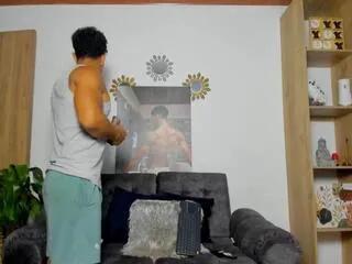 alan_moan on Flirt4Free