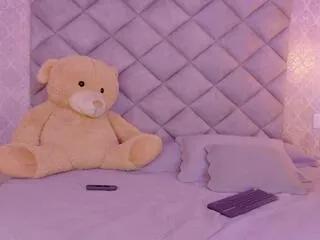 ciara_lawrence — Freechat on Flirt4Free