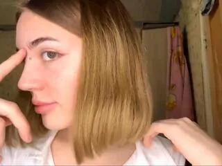 jazmine_hoevel on Flirt4Free