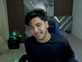 lord_mackhenzy — Freechat on Flirt4Free