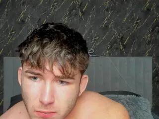 lucian_vale — Freechat on Flirt4Free