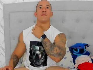 luigi_ferrara — Freechat on Flirt4Free