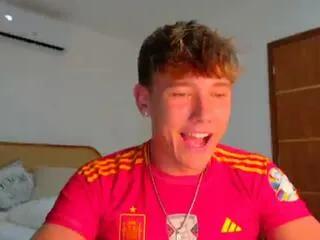 matthew_bieber on Flirt4Free 