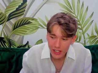 matthew_bieber on Flirt4Free 